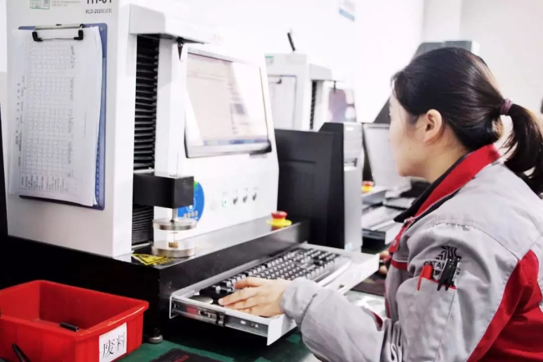 苏州卡塔罗弹簧总经理接受园区智能制造创新平台采访 苏州卡塔罗弹簧总经理接受园区智能制造创新平台采访